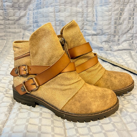 Blowfish Shoes Awesome Blowfish Women Size 9 Boots Leather Combst Fabric Chunky Heel Combat